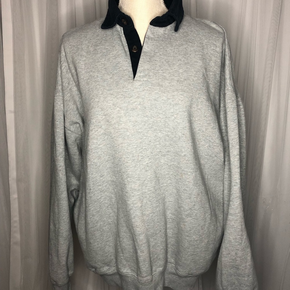 Brandy Melville Archer Colored Collar Sweatshirt